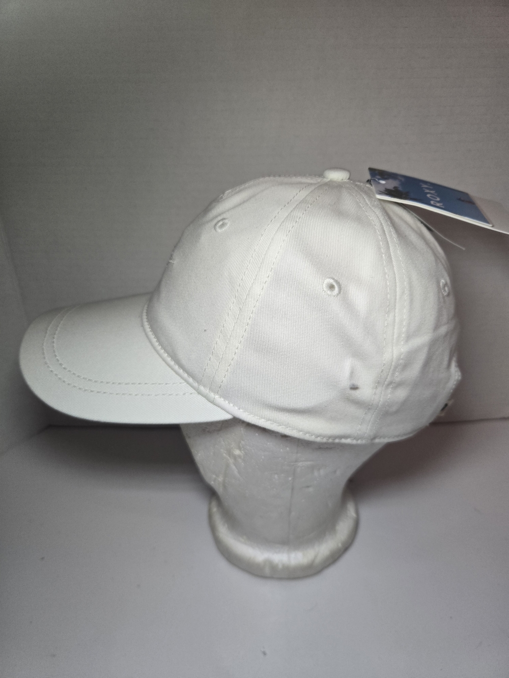 White Embroidered Roxy Baseball Cap - Minimal Script Logo - Picture 5 of 6